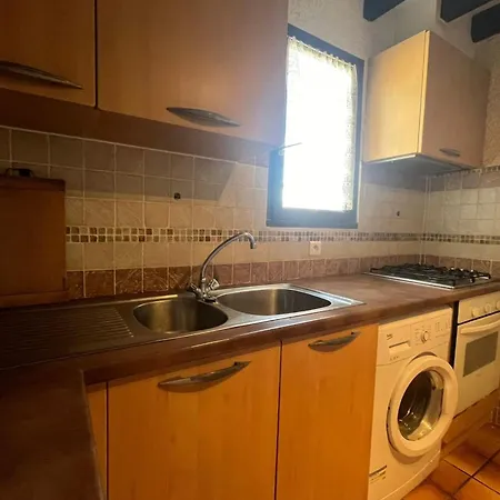 公寓 Spacious With Lovely Terrace