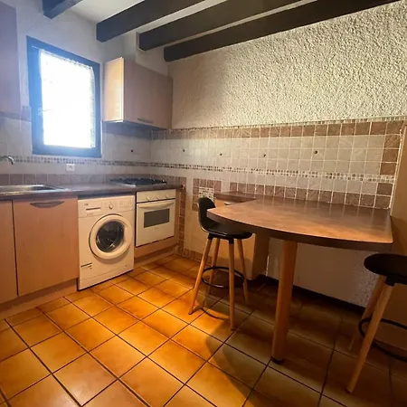 Spacious With Lovely Terrace 公寓 拉诺维勒港