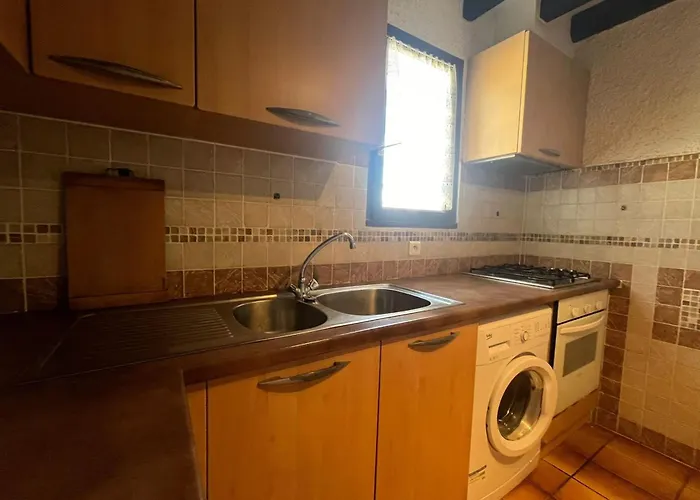 Apartment Spacious With Lovely Terrace