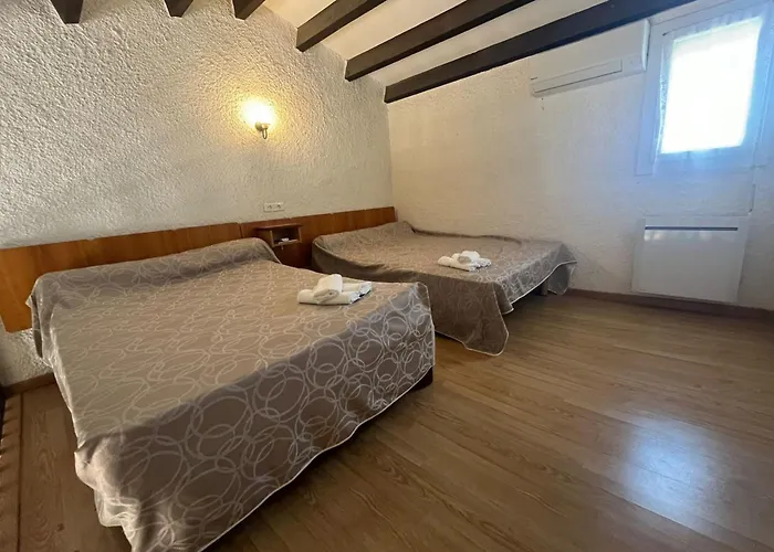 Apartment Spacious With Lovely Terrace
